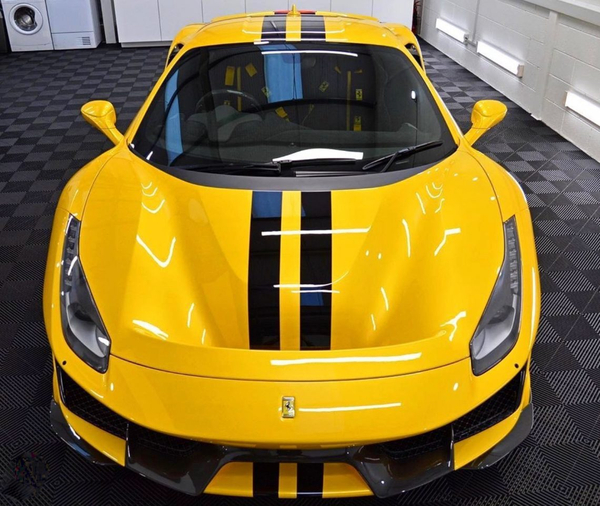 YellowCar.jpeg