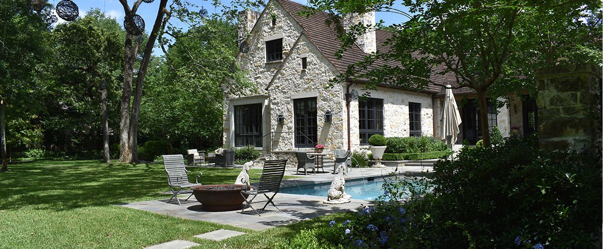 Englisth Country Manor Img.jpg