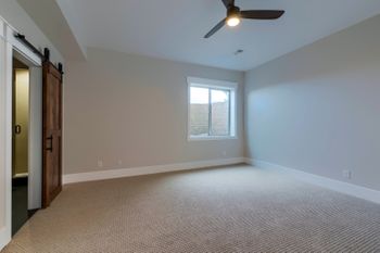 Downstairs Bedroom 1.jpg