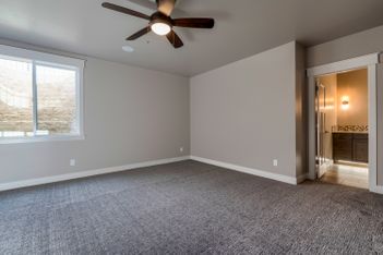 Downstairs Bedroom 2a.jpg