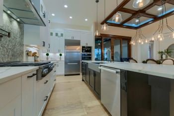 Kitchen 6.jpg