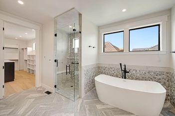 15-web-or-mls-3081 Heron Lakes Pkwy 16.jpg