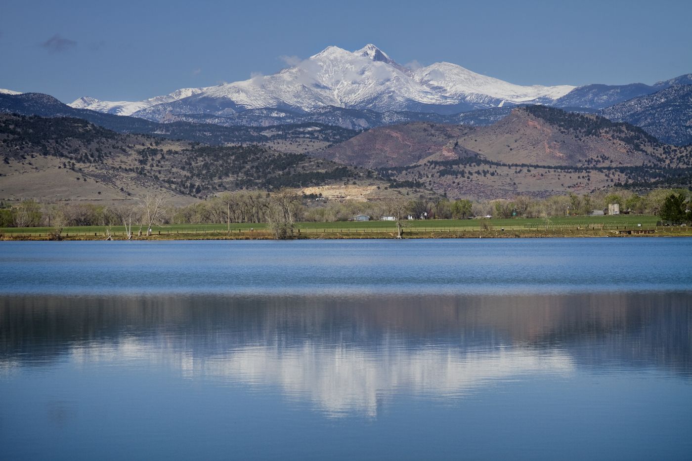 LongsPeak_Lake.jpg