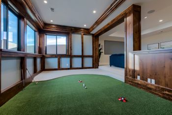 Downstairs Golf Room 1.jpg