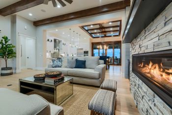 Living Room 3.jpg
