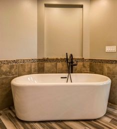 Master Bathroom 2.jpg