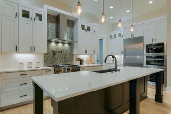Kitchen 3.jpg