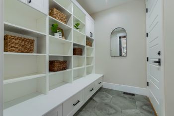 Mud Room 1.jpg