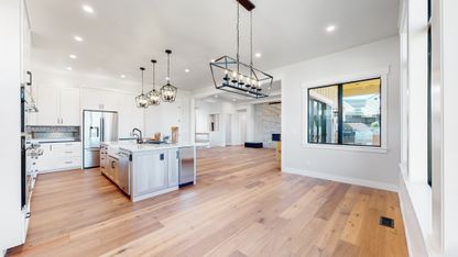 09 - Dining area.jpg