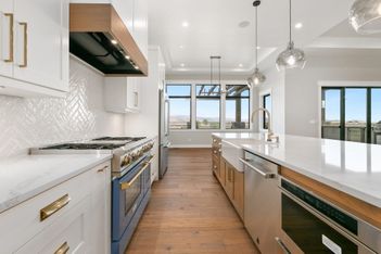 11-web-or-mls-3343 Danzante Bay Ct 11.jpg