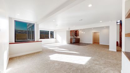 35 - Family area.jpg