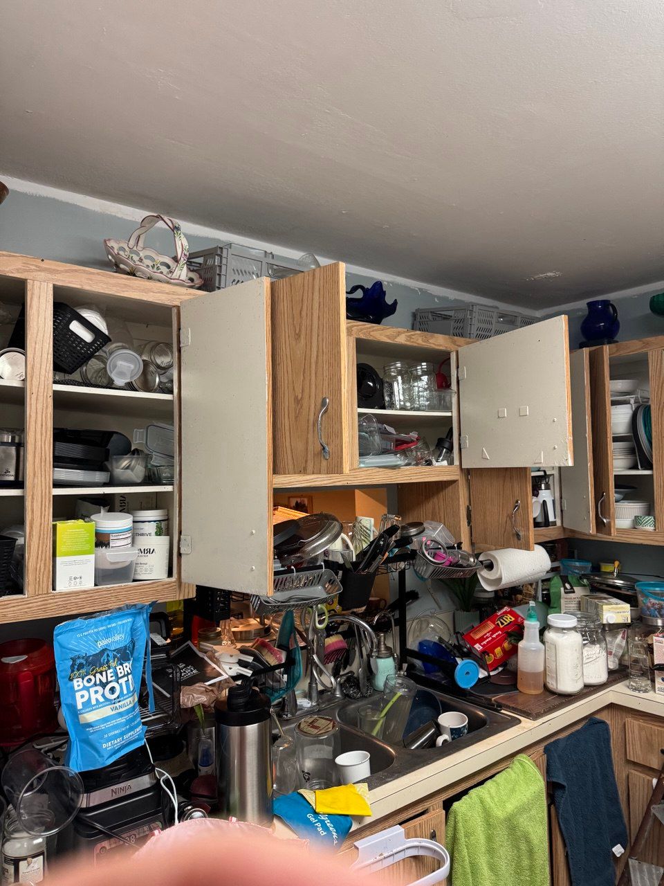 transform-your-space-expert-decluttering-odor-removal-in-miami-and-beyond-1749147280940.jpeg