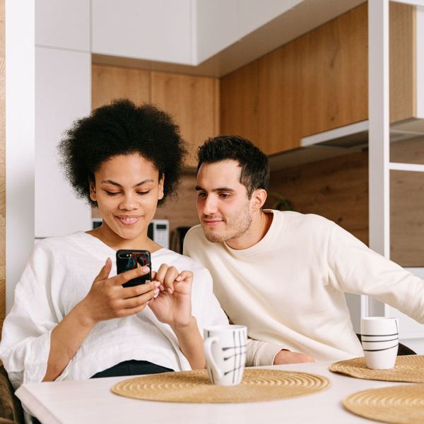 couple applying for financing 