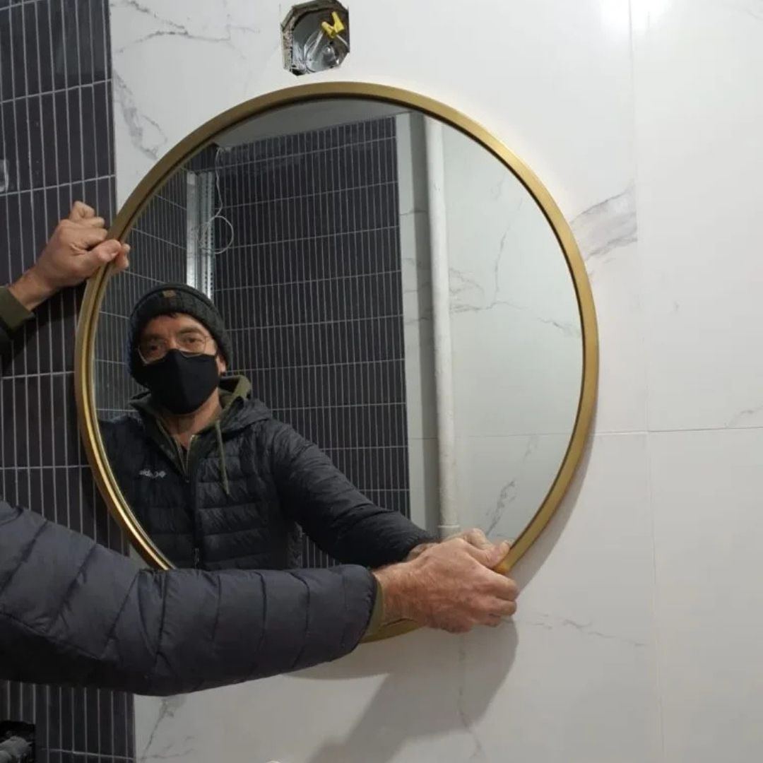 installing a new mirror