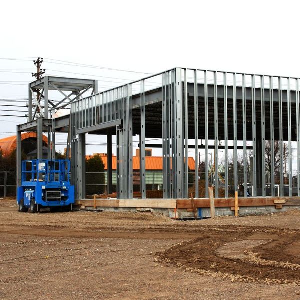 a steel building being constructed Charlotte (2).jpg