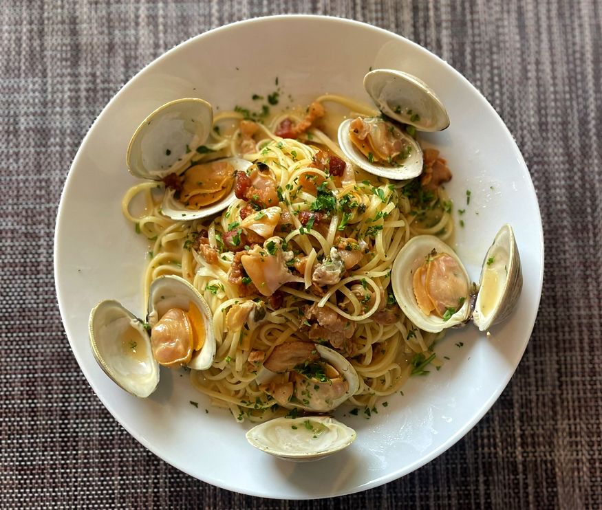 Linguini & Clams.jpg