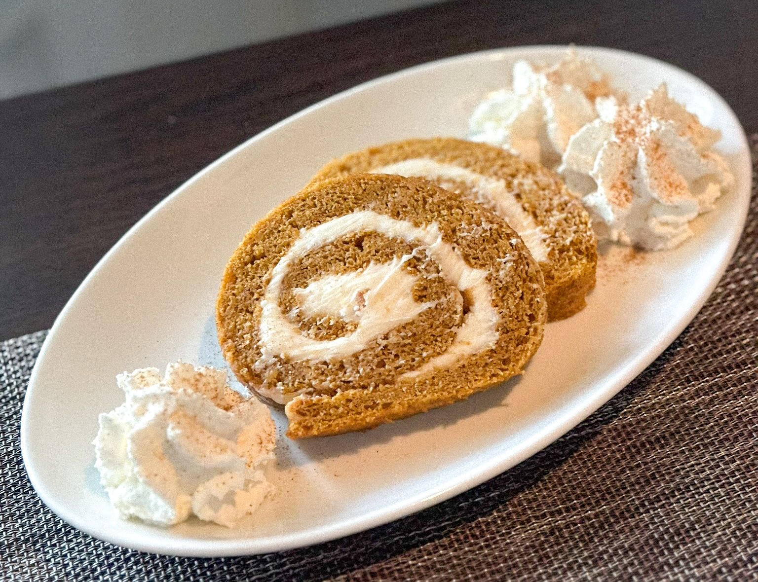 Pumpkin roll.jpg