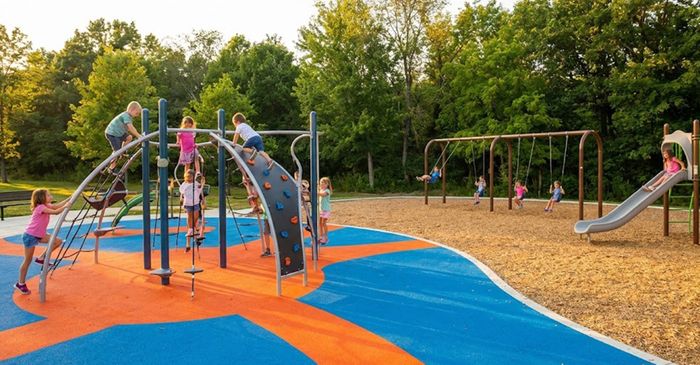 Poured-in-Place Rubber vs Wood Mulch BB Featured Image.jpg