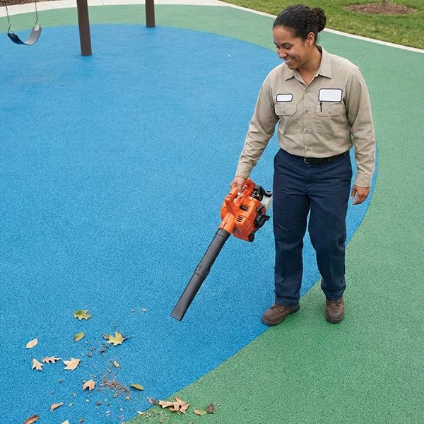 Poured-in-Place Rubber vs Wood Mulch BB Image 4.jpg