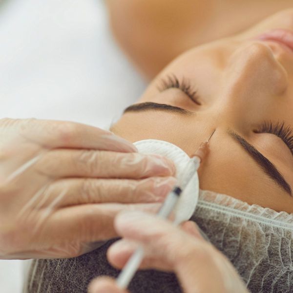 woman getting a botox treatment in her 11s