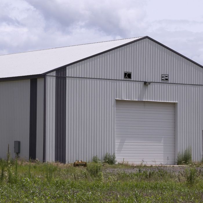 a pole barn Pole Barn 4.jpg