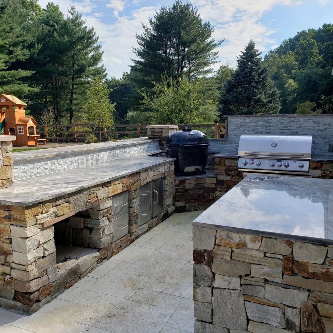an outdoor kitchen