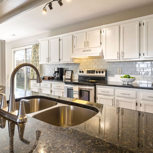 Guide To Selective Stone Countertops Unique Design-Restoration-Installation Process 4.jpg