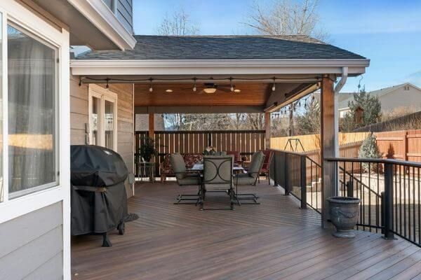 house with new back deck