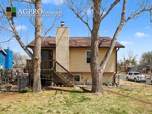 Tri Level Home in Mead (39).JPG