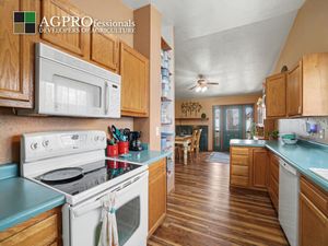 Tri Level Home in Mead (24).JPG