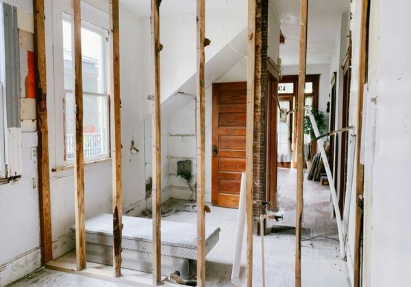 demo showing framing of walls 