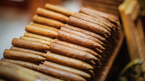 hand rolled cigars