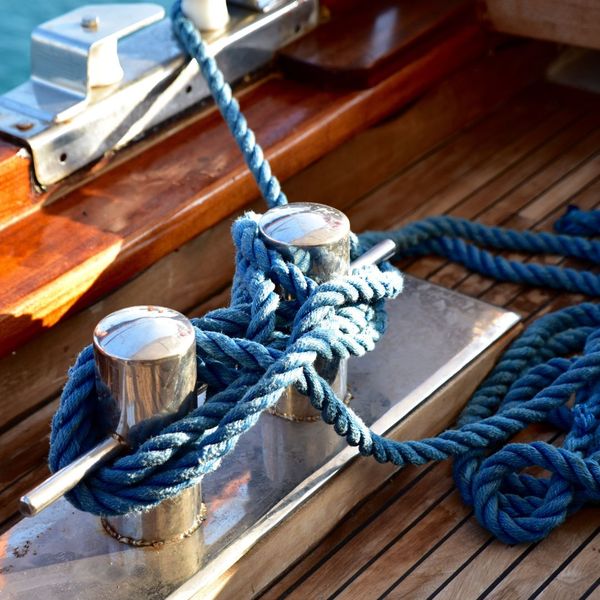 rope tied on a boat