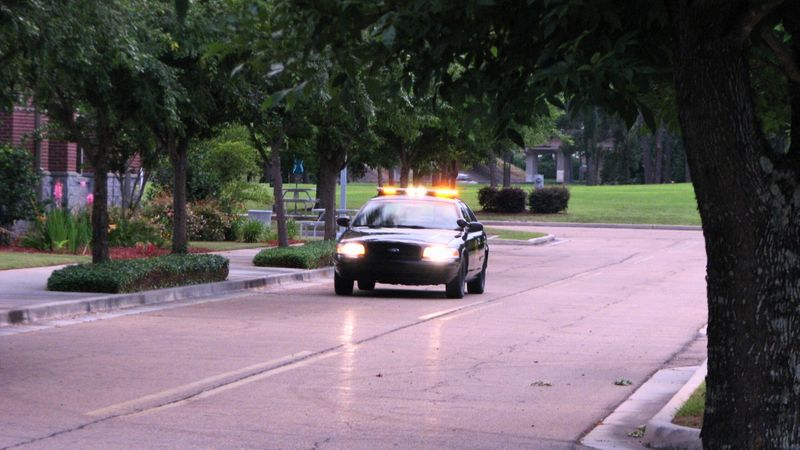 Essential Qualities of Effective OnSite Security Guards-Featured Image.jpg