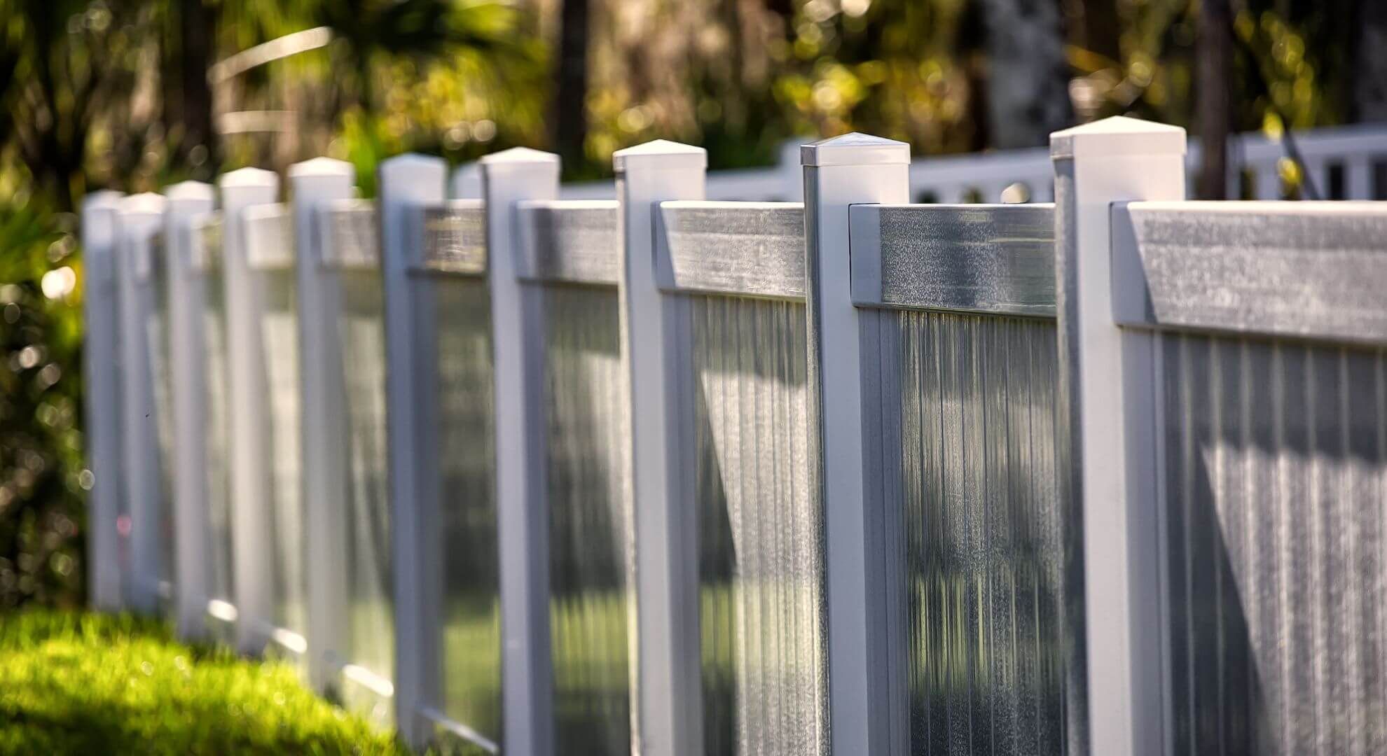 vinyl fence