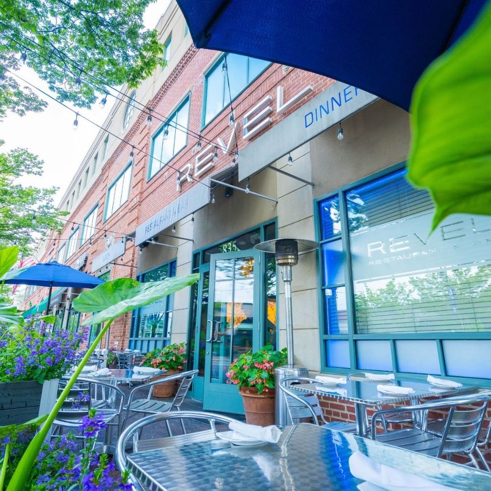 outdoor patio area  outdoor patio area