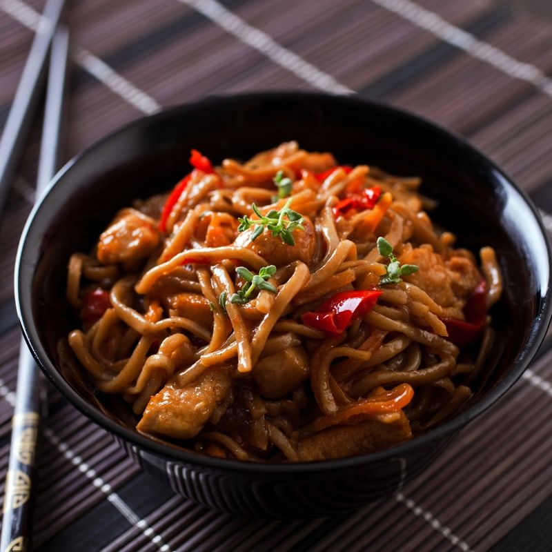 yakisoba dish