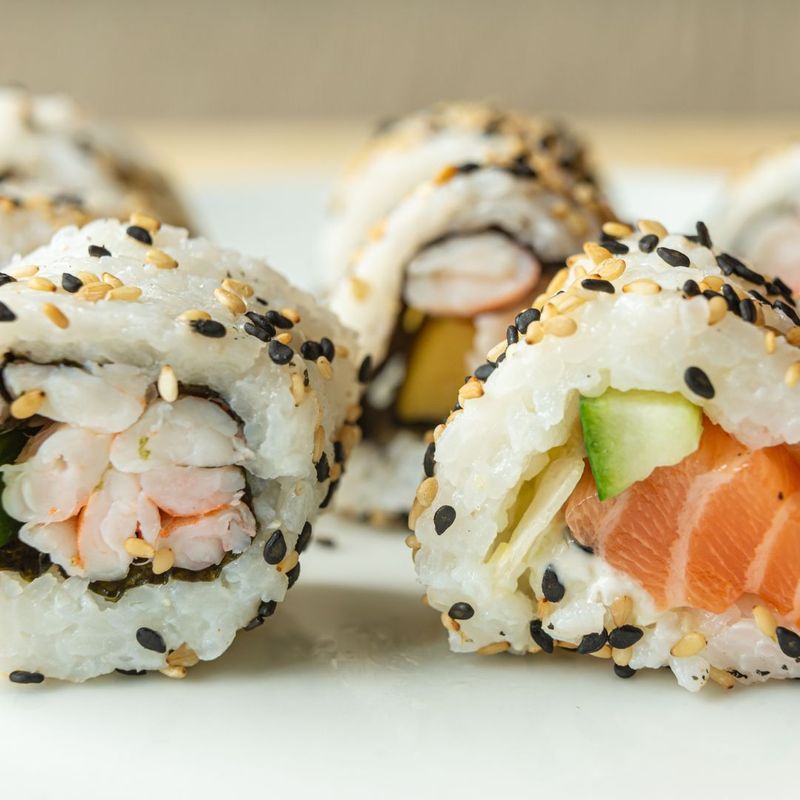 Uramaki roll