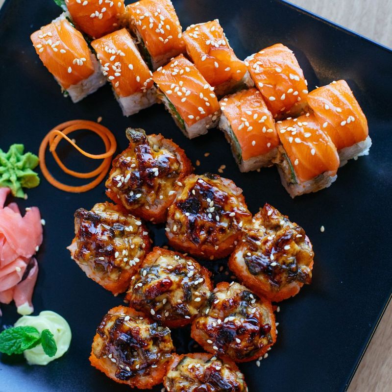 sushi rolls