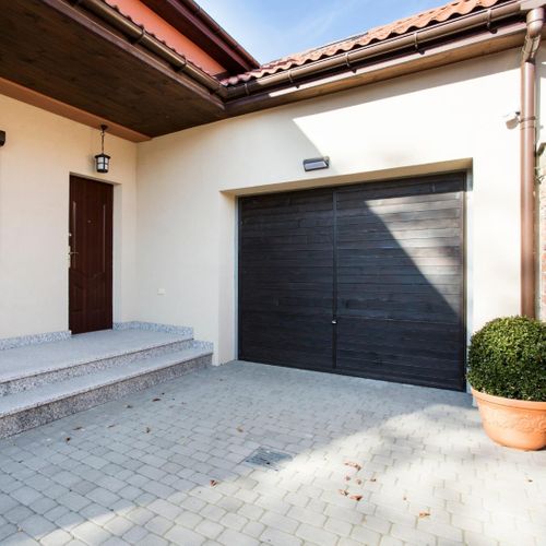 Phoenix garage door repair services for residential spaces.