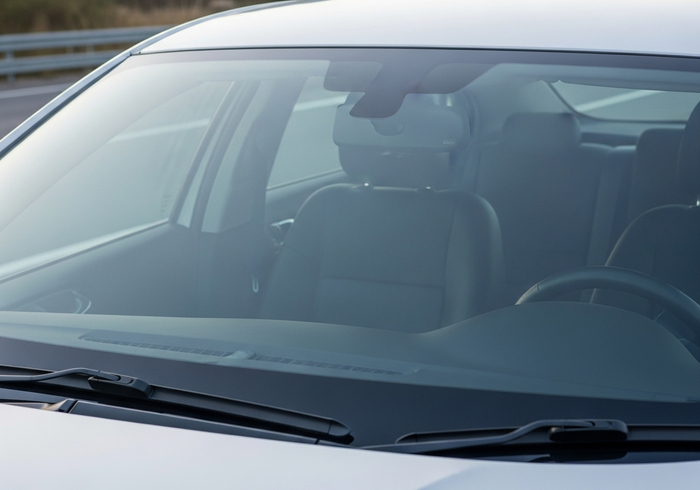 Mobile Windshield Replacement near me in Town 'n' Country, FL completed by experienced auto glass technicians
