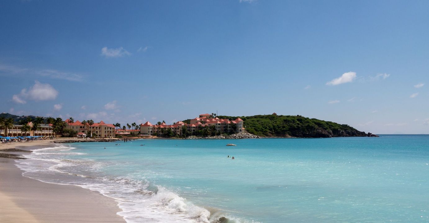 a beautiful beach Selling HGV Max & The Club - Hero (1).jpg