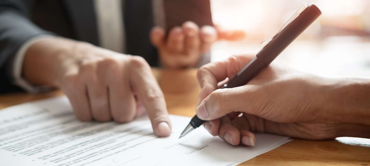 signing contract signing contract