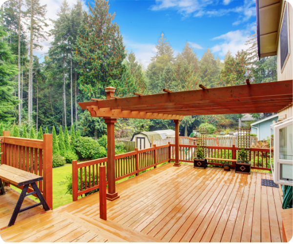 Nice backyard deck with a pergola