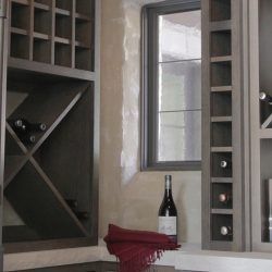 wine-room-1-5a440b768edb0-250x250.jpeg