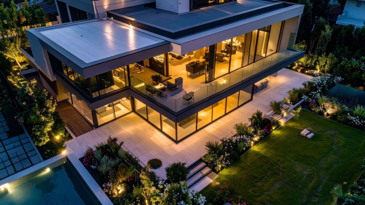 builder hero (4).jpg