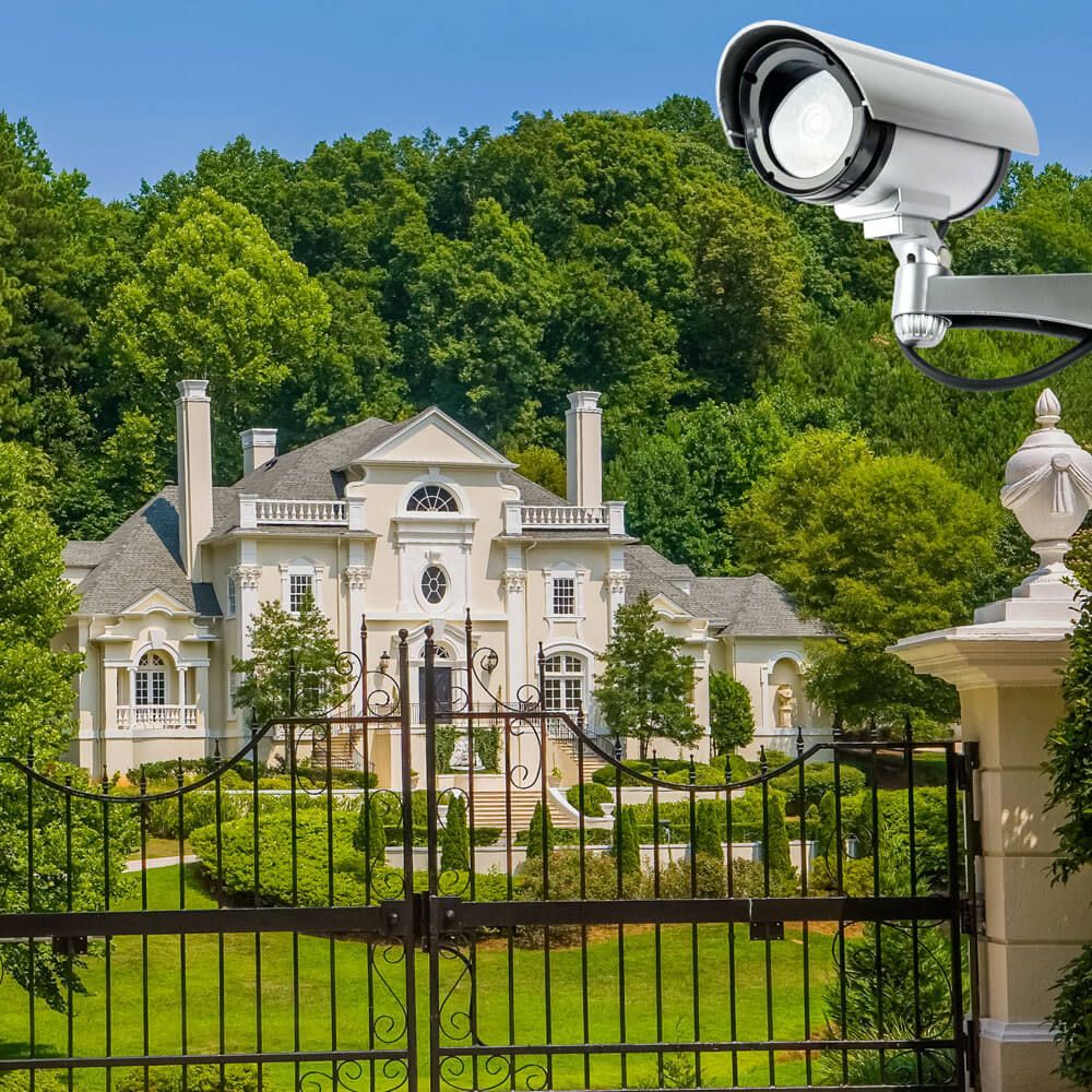 camera outside large estate