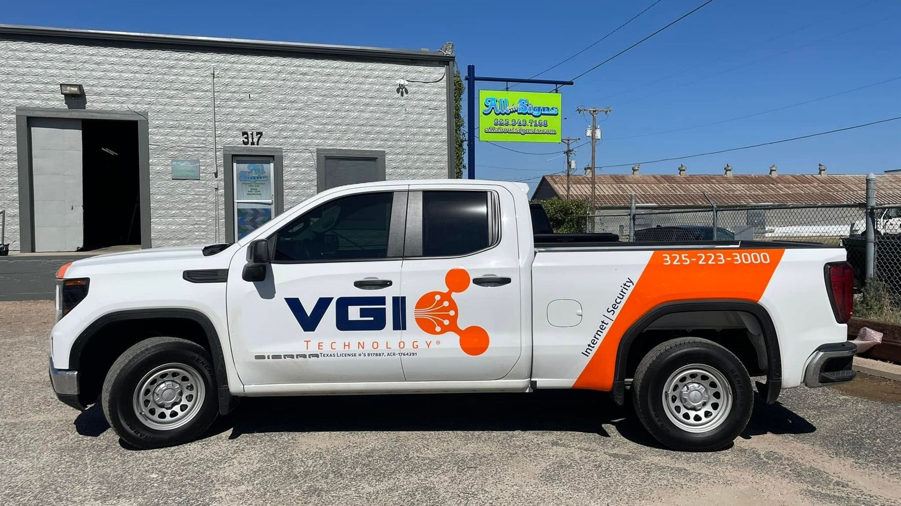 Vehicle Wraps - hero.jpg