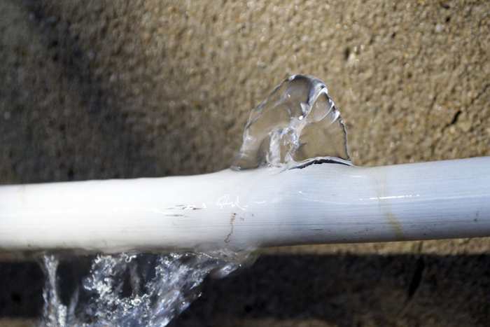 image of a leaky pipe