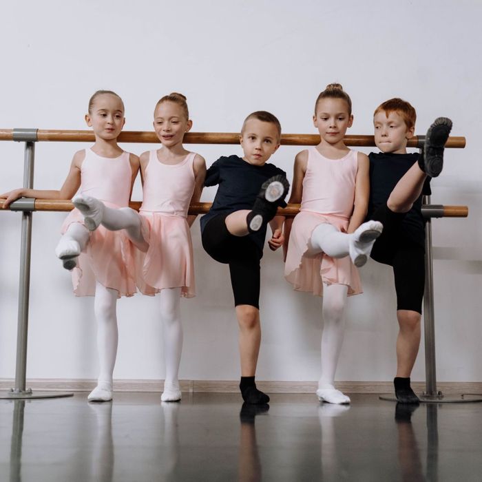 Kids dancing